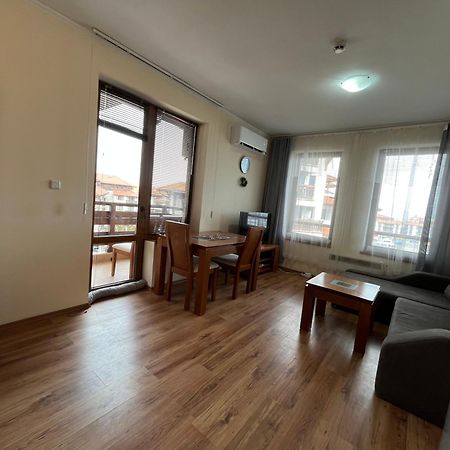 Ski Zone At Gondola, Warm And Cosy, Wifi, Ac, Netflix, Perfect One Bedroom Appartment, Beautiful View Bansko Exterior photo