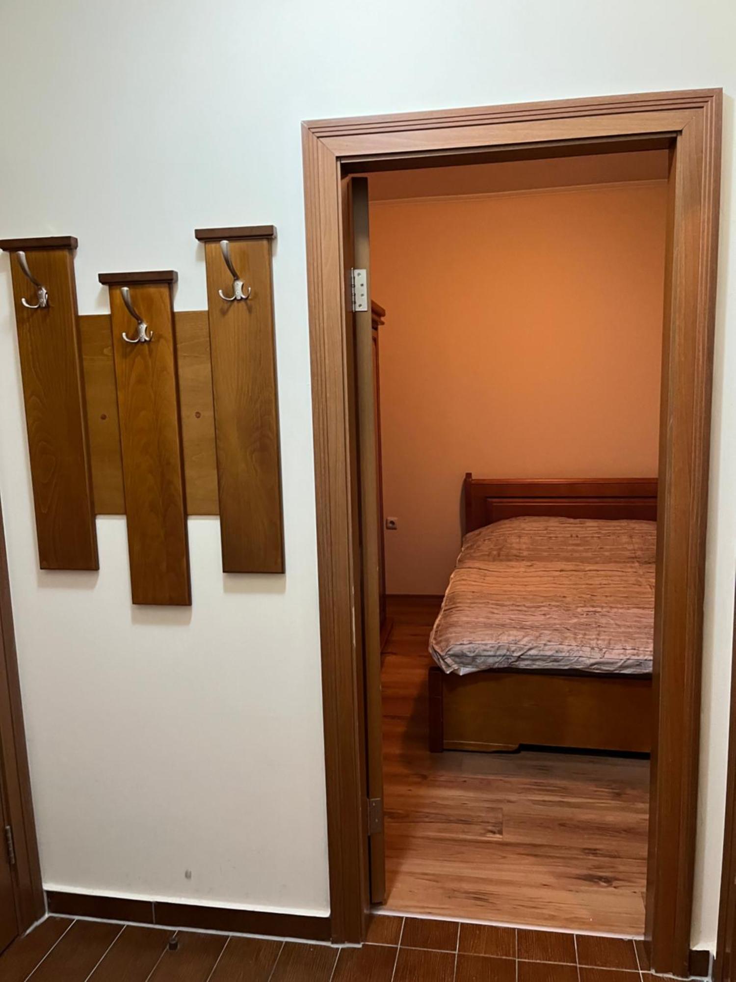 Ski Zone At Gondola, Warm And Cosy, Wifi, Ac, Netflix, Perfect One Bedroom Appartment, Beautiful View Bansko Exterior photo