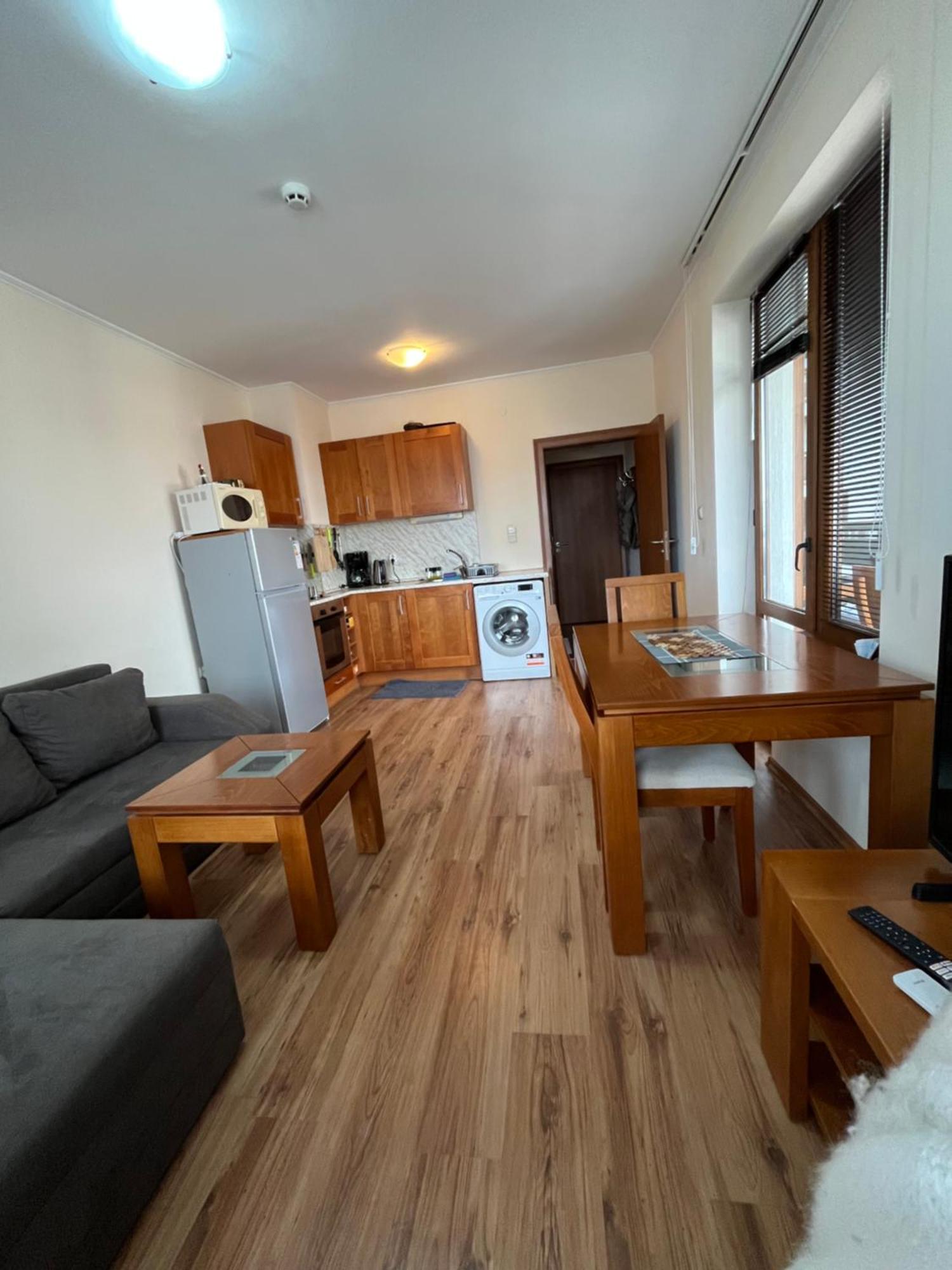 Ski Zone At Gondola, Warm And Cosy, Wifi, Ac, Netflix, Perfect One Bedroom Appartment, Beautiful View Bansko Exterior photo
